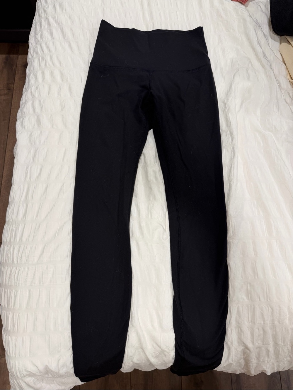LULULEMON wunder under Black High-Waist Athletic Leggings